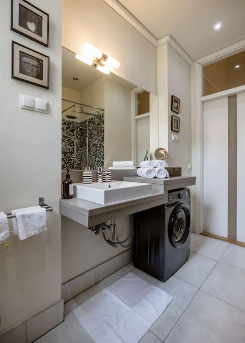 Klarahome Apartment บูดาเปสต์ ภายนอก รูปภาพ
